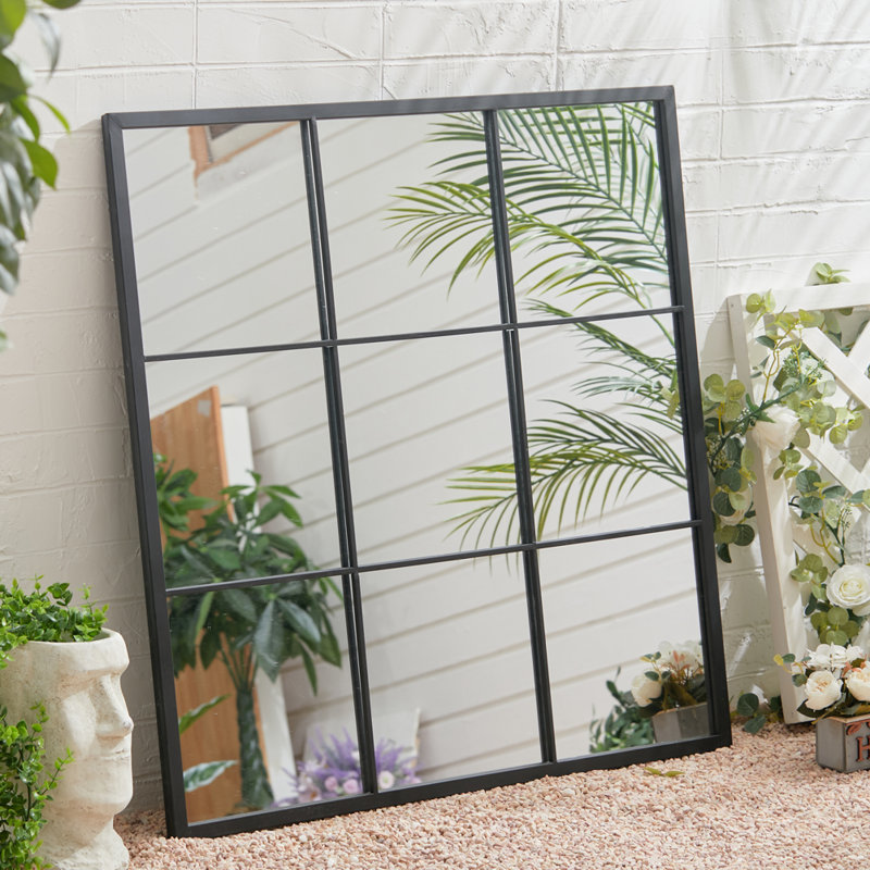Lakaysha Metal Wall Mirror