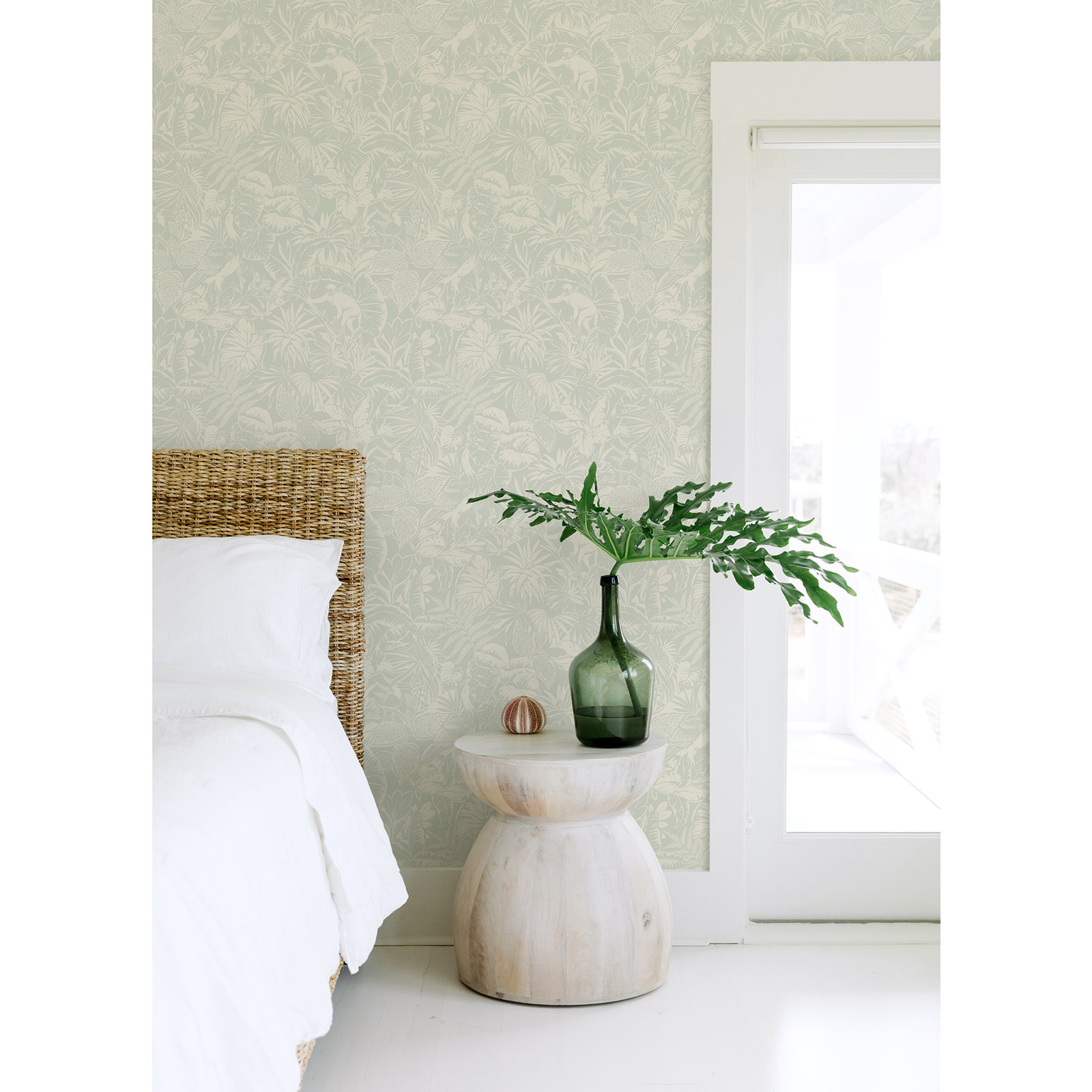 Cheri Floral Wallpaper, Aqua