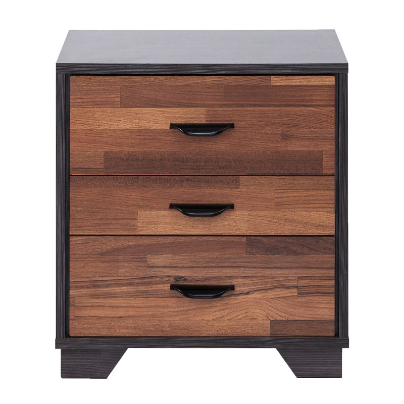 3 tables d'appoint en noyer et pour décorer un espace de vie moderne