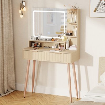 Makeup Vanity With Lighted Mirror