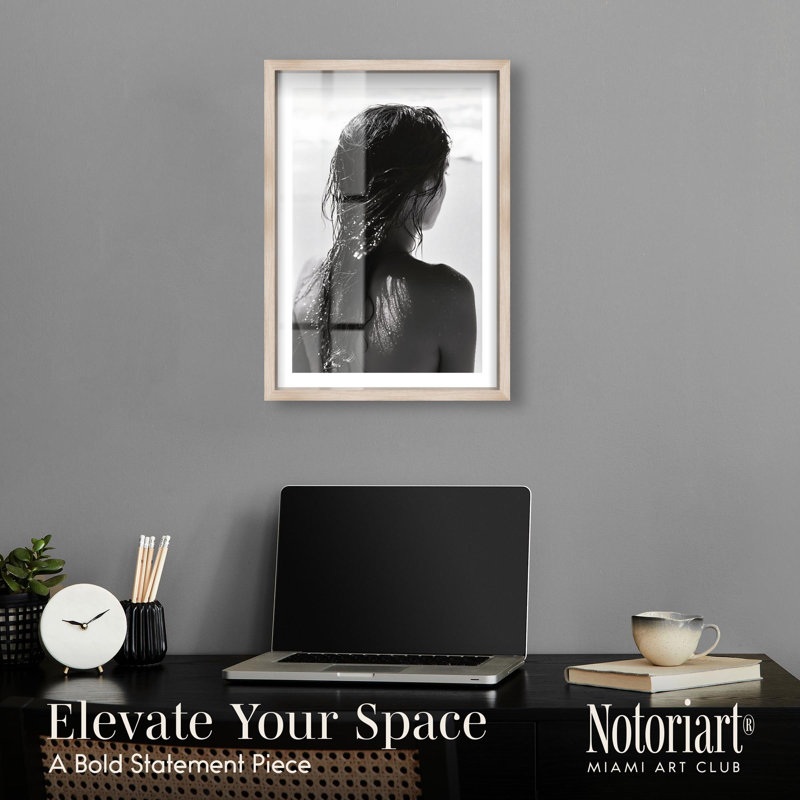 «Ashfall Wet Shadowbox Print» par Notoriart, Crème, crème, H 25 po x l 17 po
