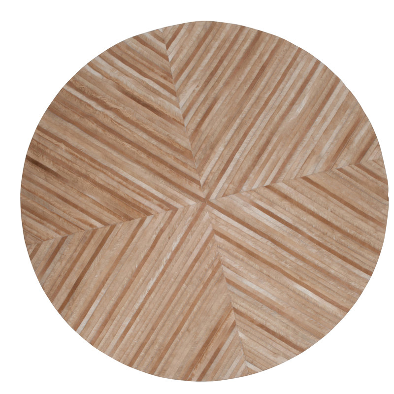 La Quinta Cowhide Geometric Area Rug in Caramel, Round 6'6"
