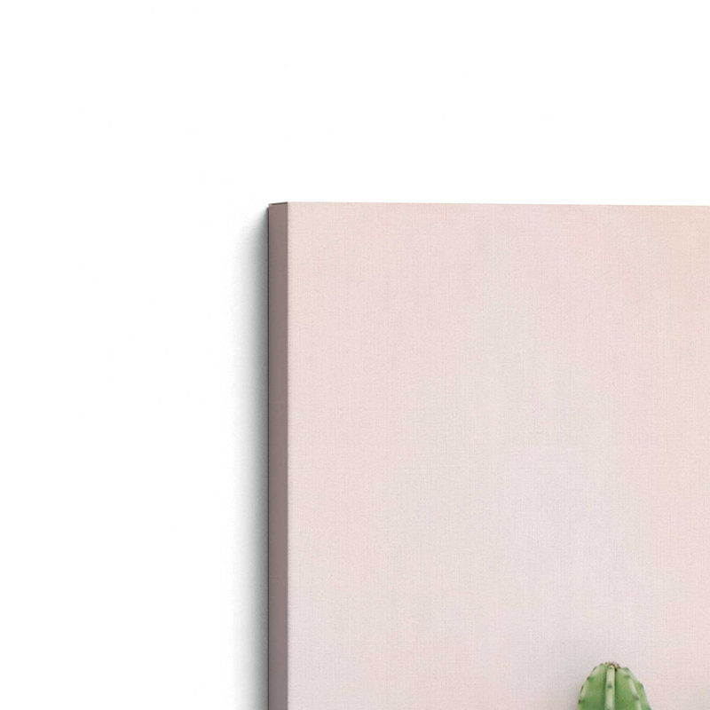 «Prickly Beauty», grande impression sur toile, H 54 po x l 36 po
