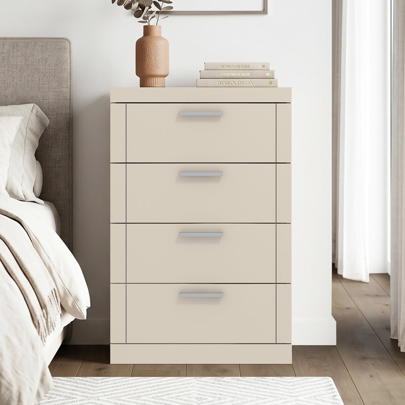  Chest of Drawers, Natural