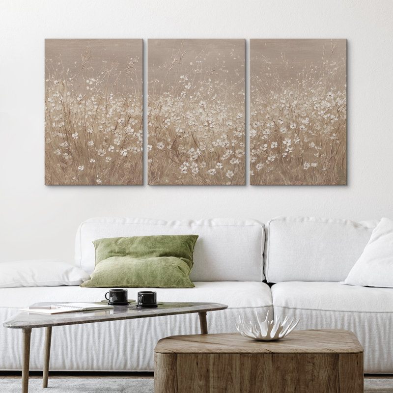 «Neutral Wildflower Field with Soft White Blossoms», reproduction d'art sur toile encadrée 3 pièces, Toile tendue