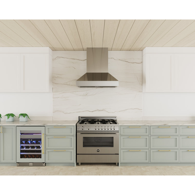 36in Pro Wall Chimney Hood Ss Straight Lip 600/395 Cfm