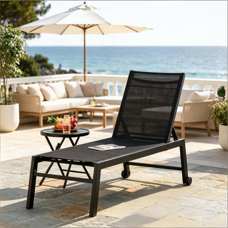 Fauteuil de piscine confortable avec roulettes