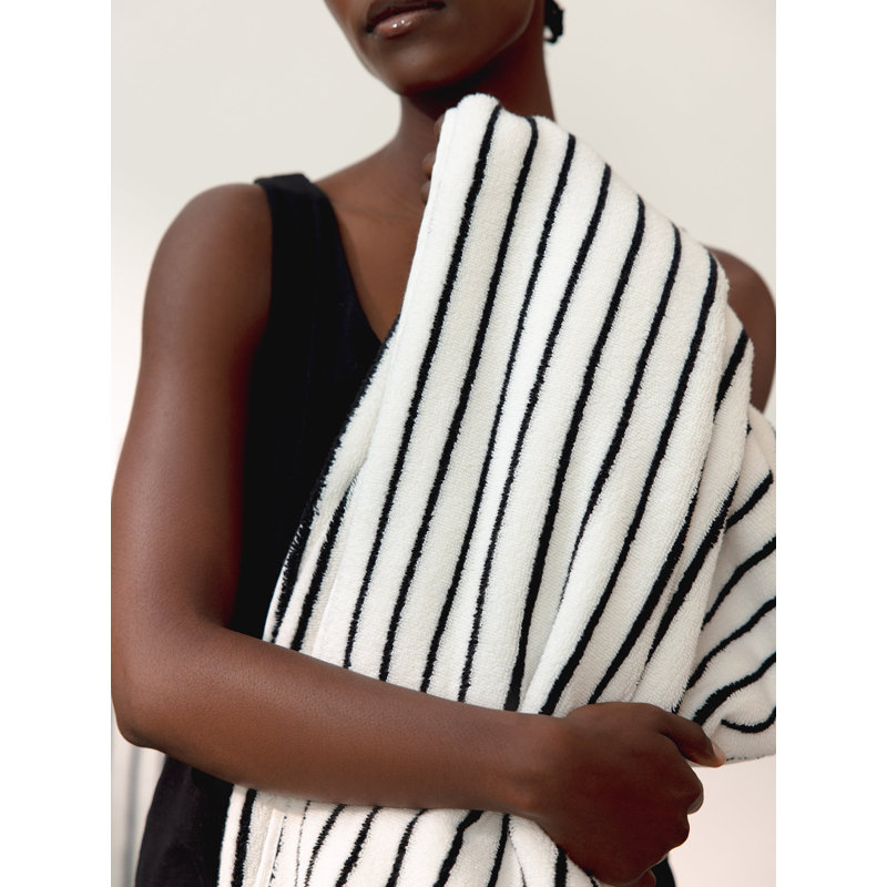 Luxe, Seashell with Black Stripe, Bath Towels - 2 Pack