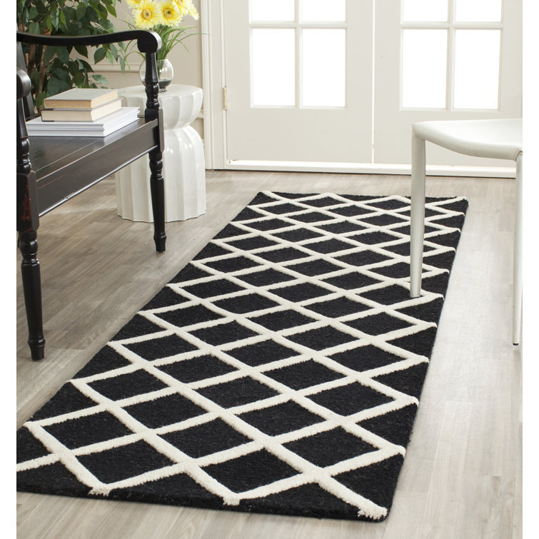 Sanyla Hand Tufted Wool Geometric Rug