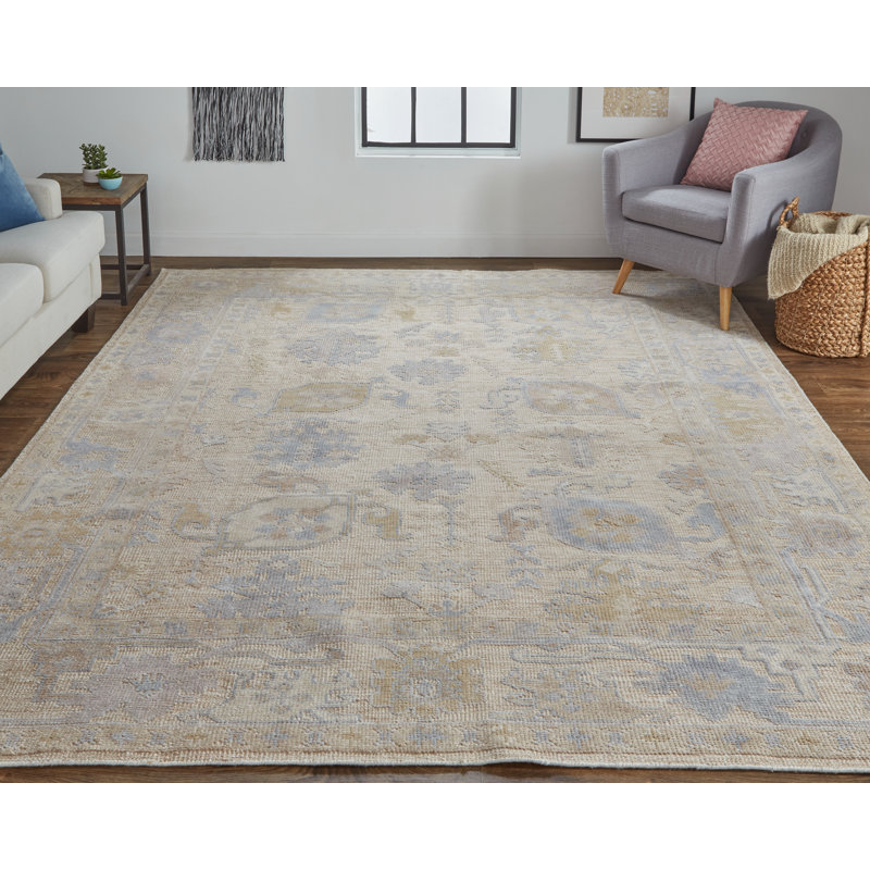Ouimet Floral Indoor Rug, Rectangle 9' x 12'