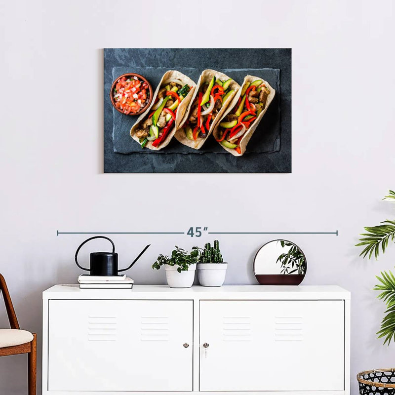 Yarlin Tacos De Cerdo, 20" H x 30" W