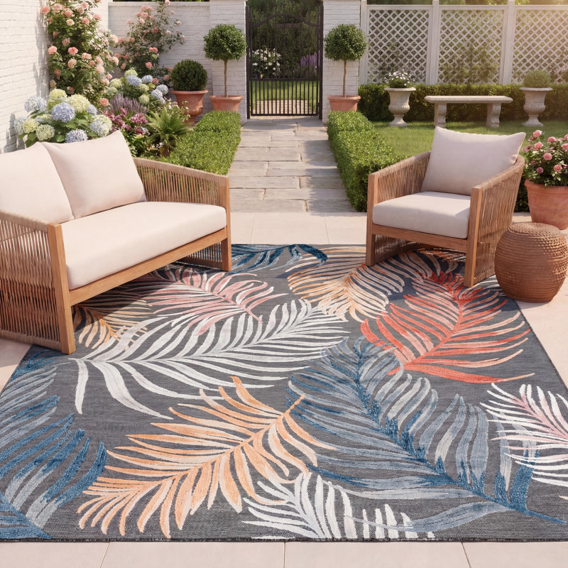 Swampscott Floral Black/Rust Indoor / Outdoor Area Indoor/Outdoor Area Rug, Round 4'