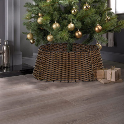 Cade Rattan Tree Skirt