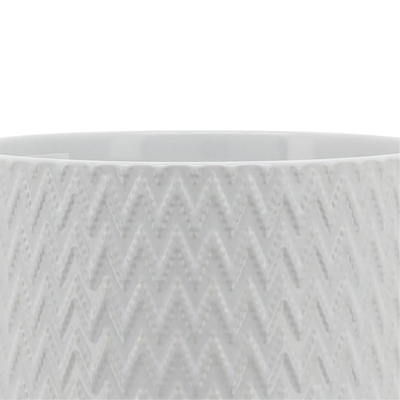 8" CHEVRON PLANTER W/ STAND, WHITE, 10" H x 8" W x 8" D