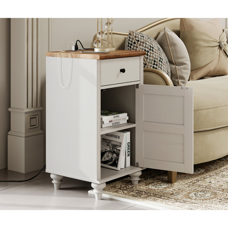 Crédence de rangement l 66,9 po Nayani, Noyer/blanc