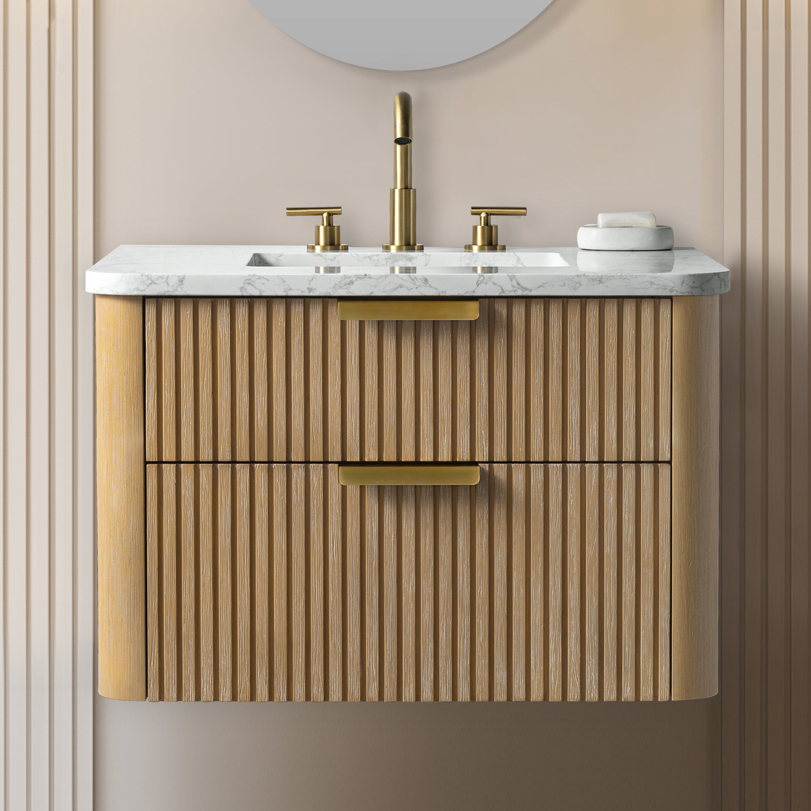 Liljan 30" Oak Single Bathroom Vanity, Classic Oak/Brushed Bronze
