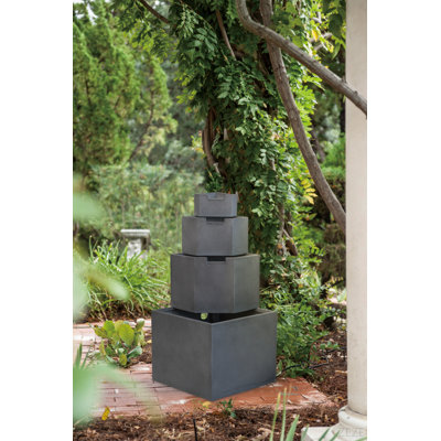 Fontaine extérieure en ciment 19,7 x 19,7 x 41,7 po à 4 niveaux