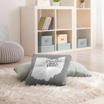 Coussin de plancher touffeté