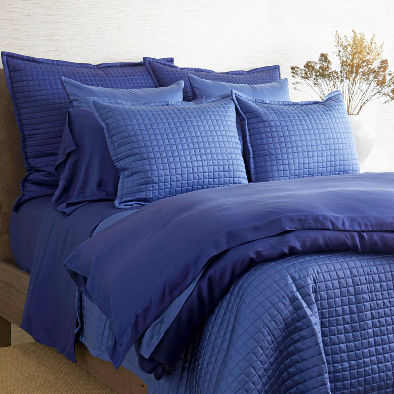 Ready-to-Bed Rectangular Pillow Cover & Insert, Navy