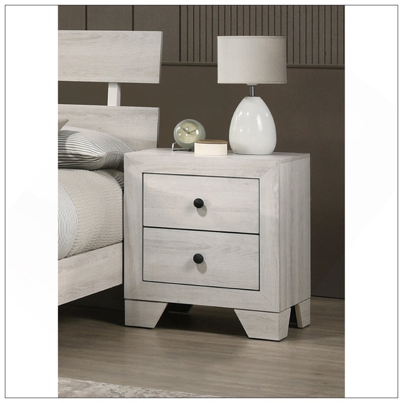 Table de chevet rustique à deux tiroirs, parfaite pour le rangement et rehaussant l'esthétique de la chambre à coucher avec son design charmant.