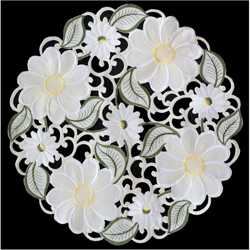 Napperon à marguerites, l 16 po x L 16 po