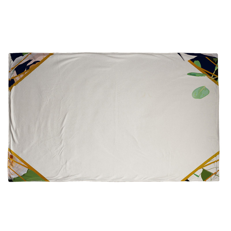 Couverture à fleurs, 65 po x 80 po