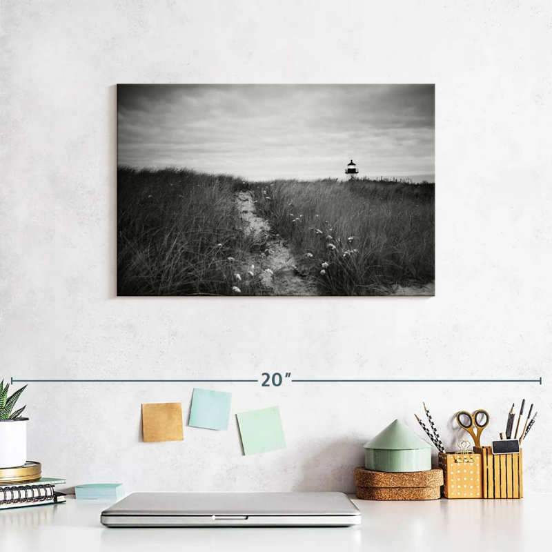 Nicci Nantucket Light, 8" H x 12" W