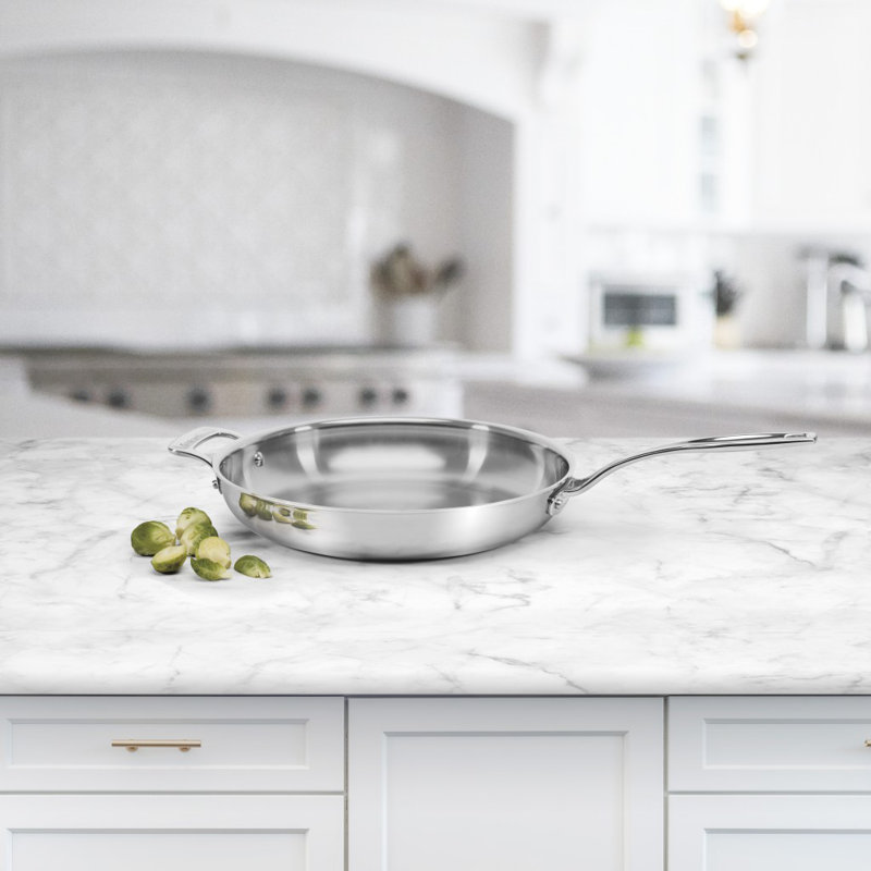 12" Skillet with Helper Handle