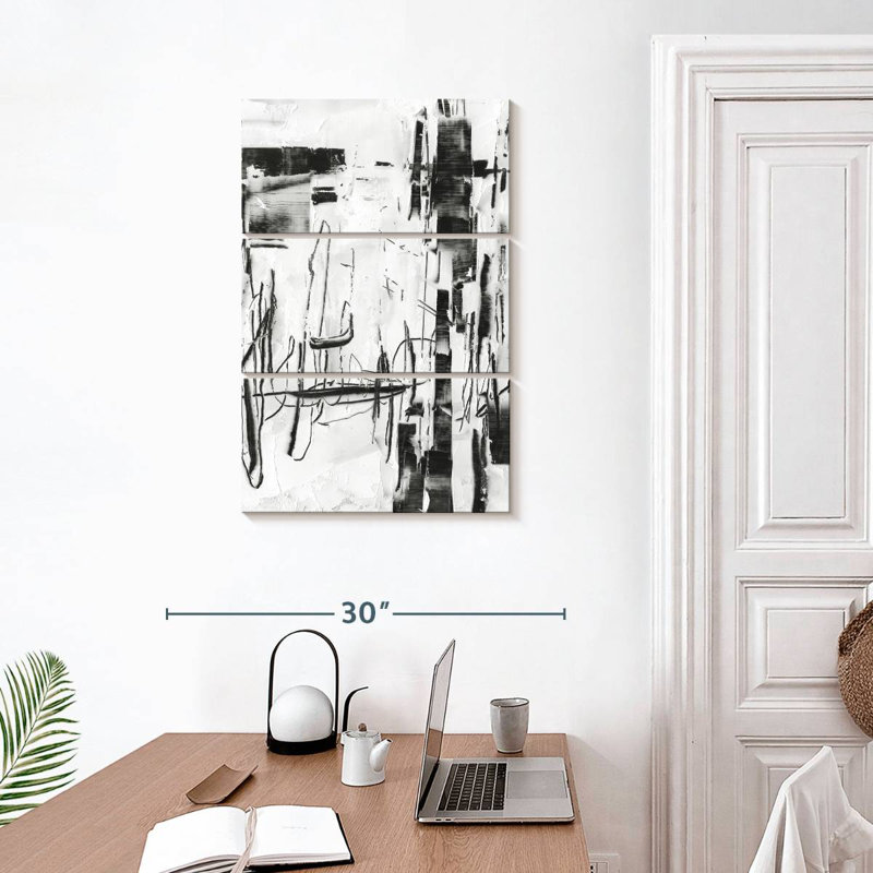 Avery Polar Storm I, 32" H x 20" W