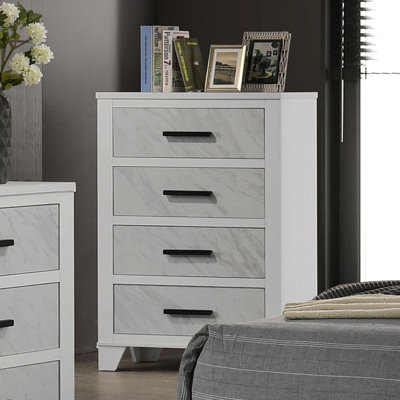 Contemporary Style 1Pc Chest English Dovetail Drawer Metal Centre Glides Black Handles White Finish Bedroom Furniture