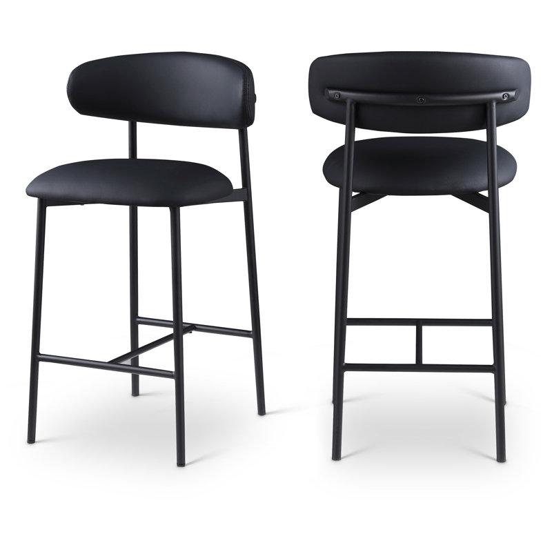 Tabouret de comptoir Lupita, Noir mat, Cuir végétalien noir