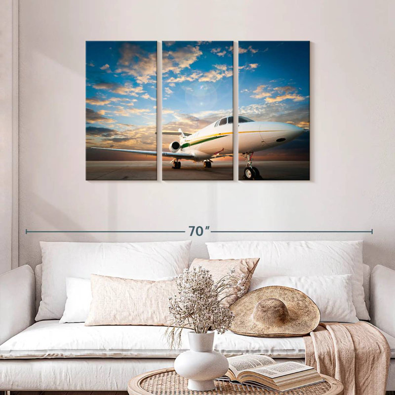 Mehar Dramatic Sky Jet, 28" H x 45" W