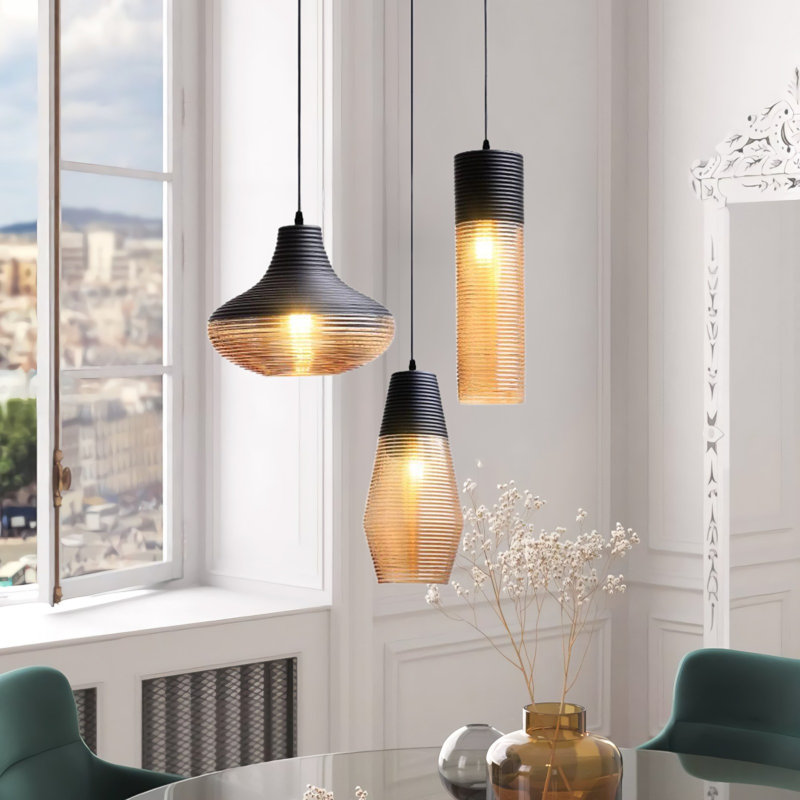 Lustre 3 lumières avec abat-jour en verre
