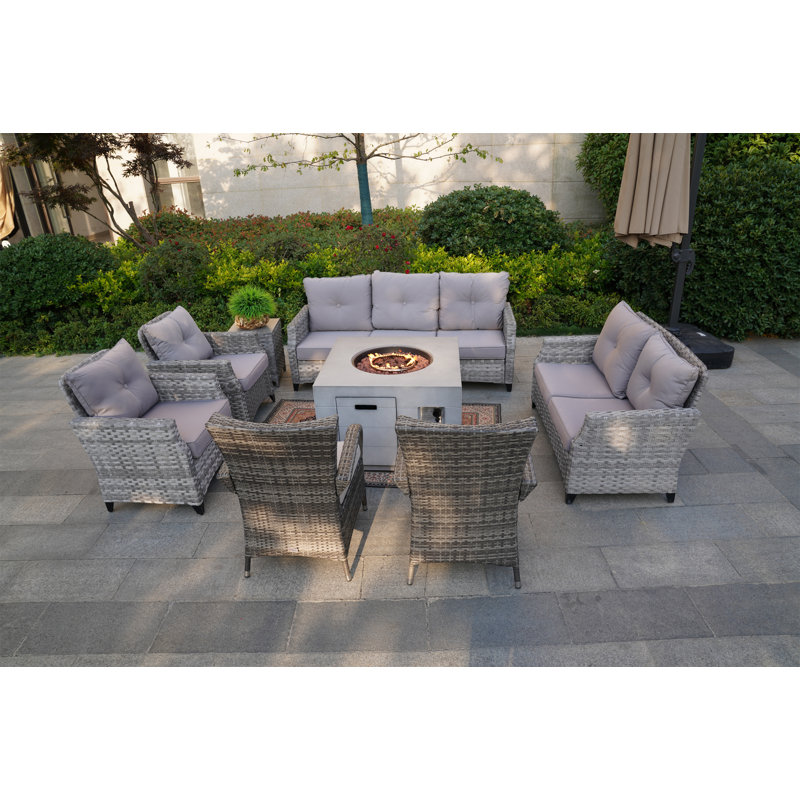 Ensemble de conversation en polyéthylène (PE) en osier 9 personnes avec coussins Harnadar
