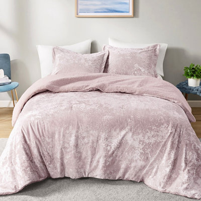 Literie de luxe - double / grand, velours mauve et édredon douillet