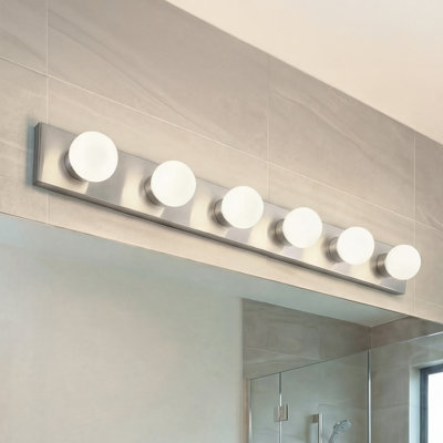 Chairez 6 - Light Dimmable Bath Bar