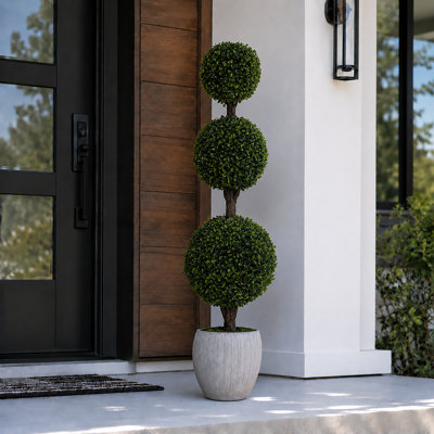 Bornbridge 46'' Faux Boxwood Topiary in Freestanding