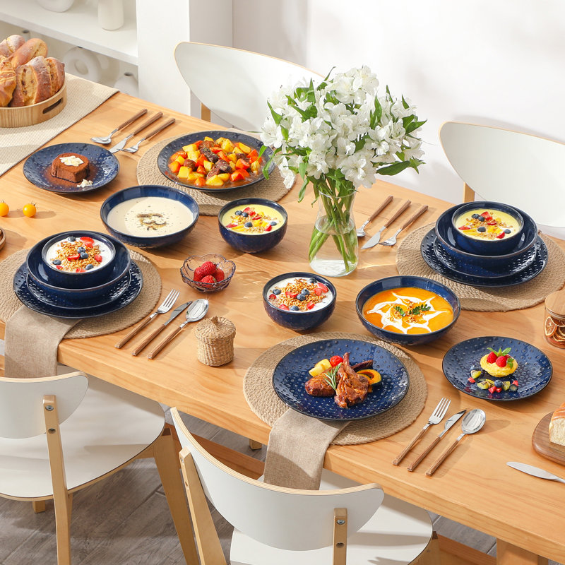 16 Piece Stoneware Dinnerware Set - Service for 4, Blue