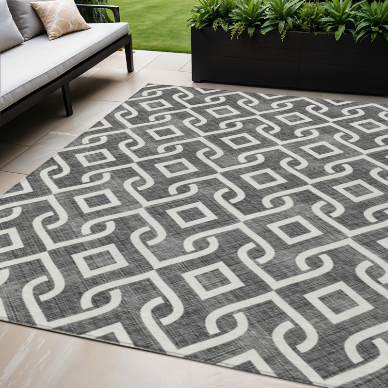 Tapis intérieur / extérieur géométrique lavable noir et ivoire 5 pi x 8 pi
