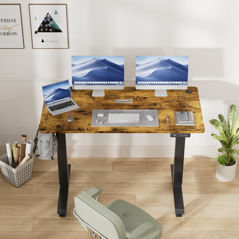 Bureau debout électrique à hauteur ajustable avec 4 roulettes verrouillables, H 27,95 po x l 48 po x P 24 po, Brun / Noir