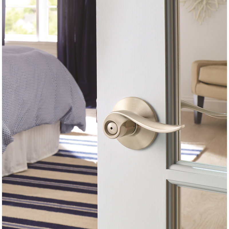 Sacramento Privacy Door Lever with Rosette, Satin Nickel