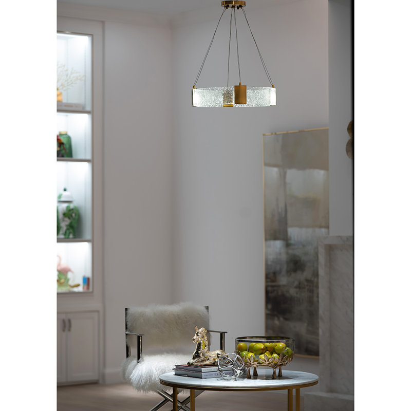 Lustre cylindrique à 4 lumières DEL Bergstrom, H 27,6 po x l 27,6 po x P 27,6 po