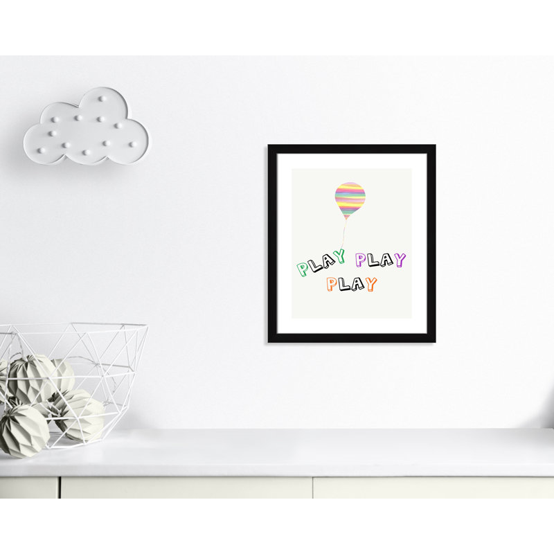 Play Play Play, impression sur papier, H 24,5 po x l 20,5 po x P 0,6 po, Encadré plat à grain de bois noir