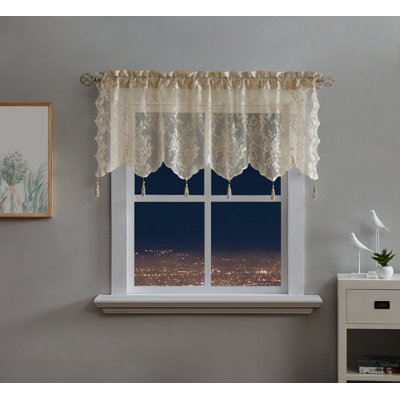 Crichton Floral 54'' Kitchen Curtain