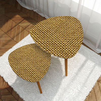 Ensemble de 2 tables basses gigognes triangulaires en tissu de coton dense de couleur moutarde jaune