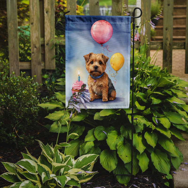 Drapeau de jardin «Happy Birthday», Terrier de Norfolk
