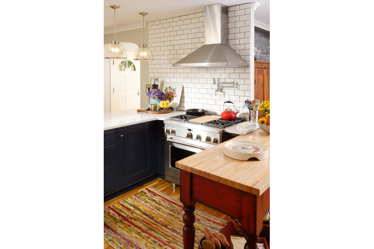 Editors Picks: Our Favorite Colorful Kitchens - This Old House