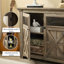 Armoire 2 portes pour la chambre à coucher, buffet Buffet - gris délavé, look rétro et grande option de rangement, buffet d'entrée. Polyvalent avec tablettes intérieures amovibles à charnière silencieuse