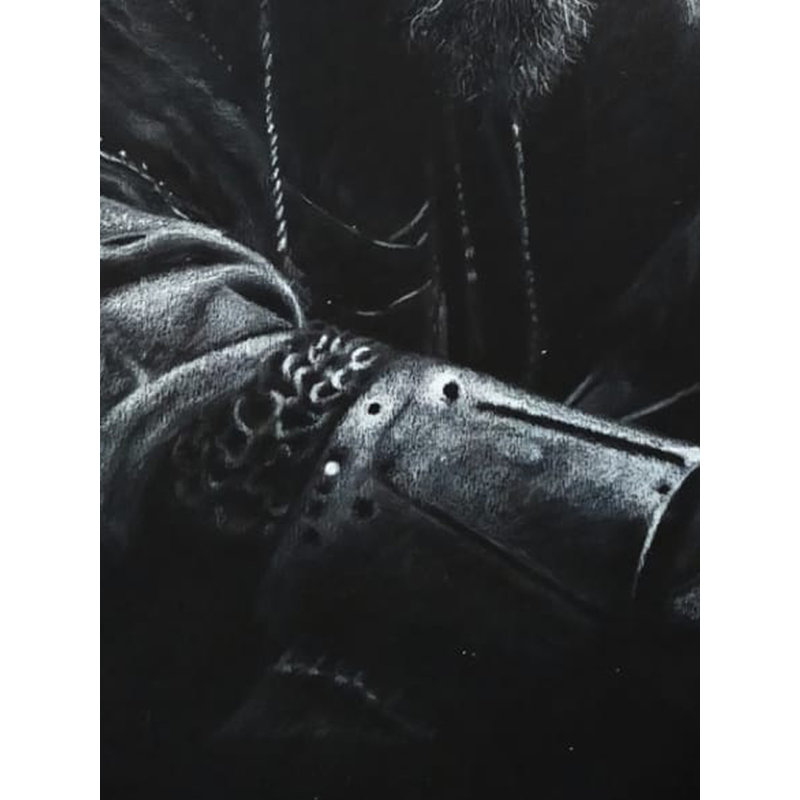 «Beautiful Portrait of Soldier», dessin au crayon sur papier par Suman Das - Art figuratif monochrome réaliste 23,7 po x 16,5 po