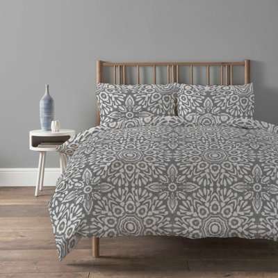 Polyester No Pattern Duvet Cover Set with Pillowcases